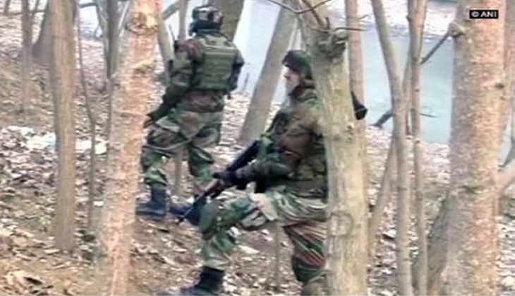 Chhattisgarh: Two women Naxals killed in encounter