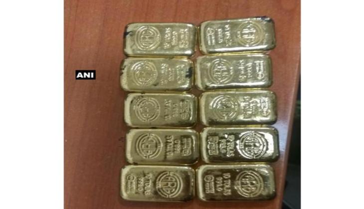 Mumbai: 10 gold bars recovered from Jet Airways flight