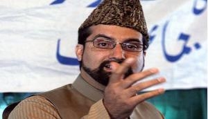 JK Cop lynched: Cannot allow 'state brutality to snatch humanity', says Mirwaiz Farooq
