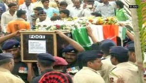 Mortal remains of soldier Sandeep Jadhav brought to his village
