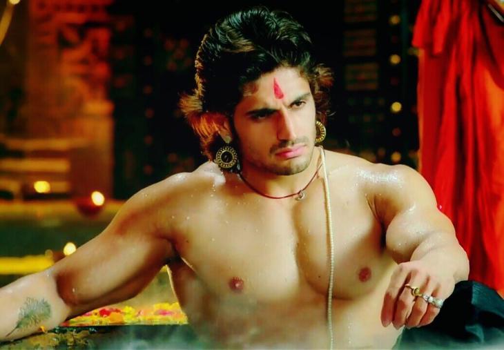 Top 5 Hottest Indian Television Actors Catch News