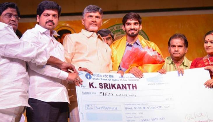 Andhra CM Chandrababu Naidu awards Rs. 50 lakh, plot to Kidambi Srikanth