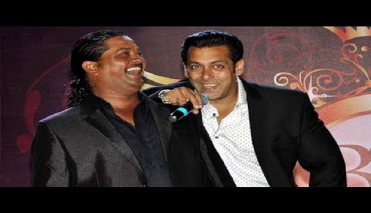 Did Salman Khan's make up person hit a fan?