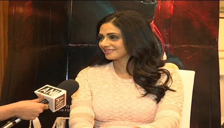'MOM' would've been incomplete sans Sajal Ali: Sridevi gets emotional