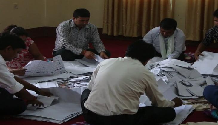 Vote count of Nepal's second phase election vote hits snag