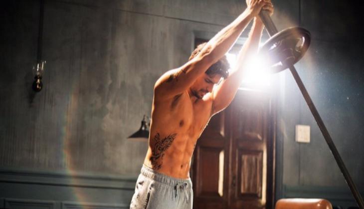 Jacqueline shares picture of 'risky' Rishi