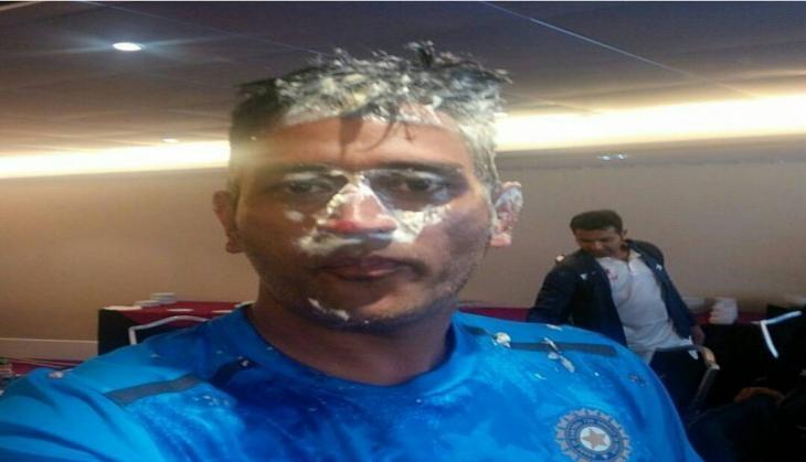 Dhoni birthday celibration