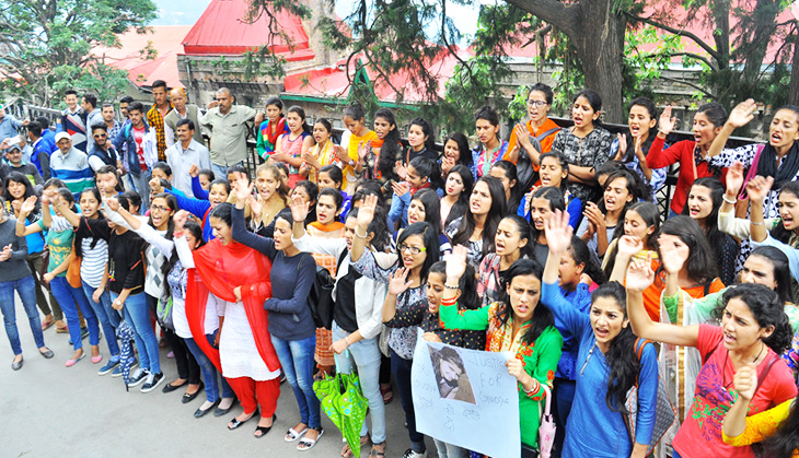 Himachal gangrape agitation spreads like wildfire, could topple Virbhadra