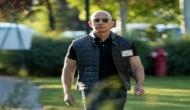 Amazon CEO stuns Twitter with his buff look