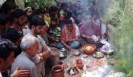  Muslims help perform last rites of Kashmiri Pandit in Valley