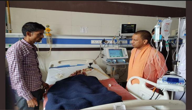 30 choke to death in Gorakhpur hospital, Yogi silent on tragedy in own backyard