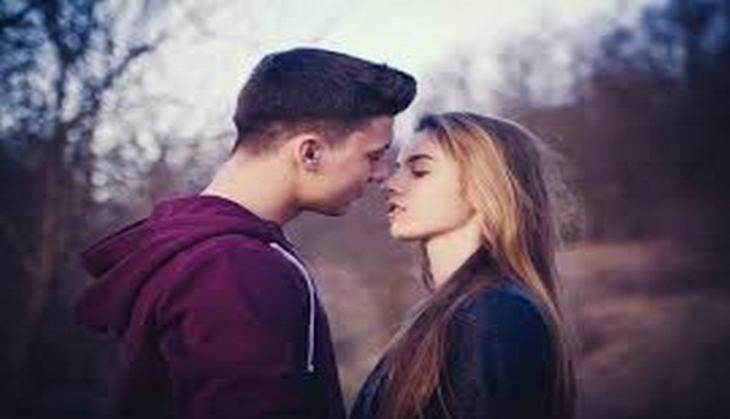 Did you know humans are hardwired to lean right while kissing?