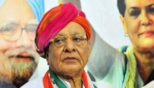What does Shankersinh Vaghela's exit mean for the Congress in Gujarat?