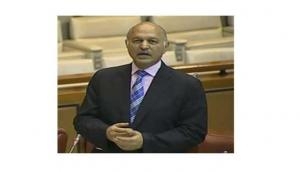 Pak Senator stresses on improving ties with India amid soaring tensions
