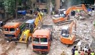 Mere haath kaat do, mujhe nikaalo: Requests woman survivor in Mumbai building collapse