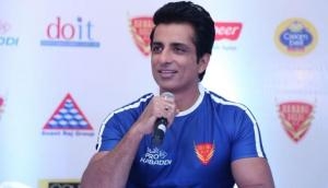 When you're an outsider in Bollywood, no one wants to meet you: Sonu Sood