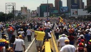 Deadly clashes during Venezuela's Constitutional Assembly election leaves 10 dead
