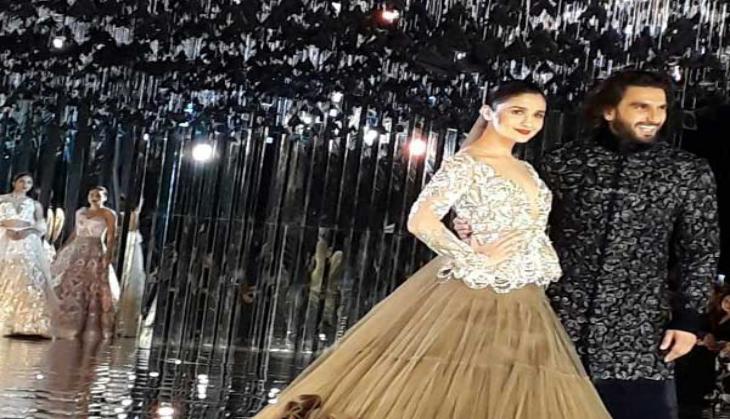ICW 2017: Alia, Ranveer turn showstoppers for Manish Malhotra