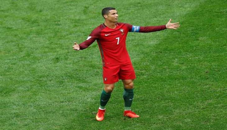 Insects only attack lamps that shine: Cristiano Ronaldo