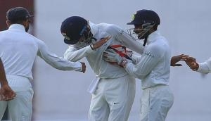 Watch Video, Ind vs SL: Virat Kohli and KL Rahul celebrate a wicket with 'DAB' dance 