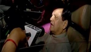 Gujarat: Ahmed Patel to meet 44 Congress MLAs today