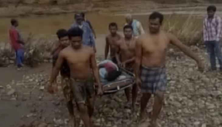 Odisha: Pregnant woman carried in sling, delivers stillborn