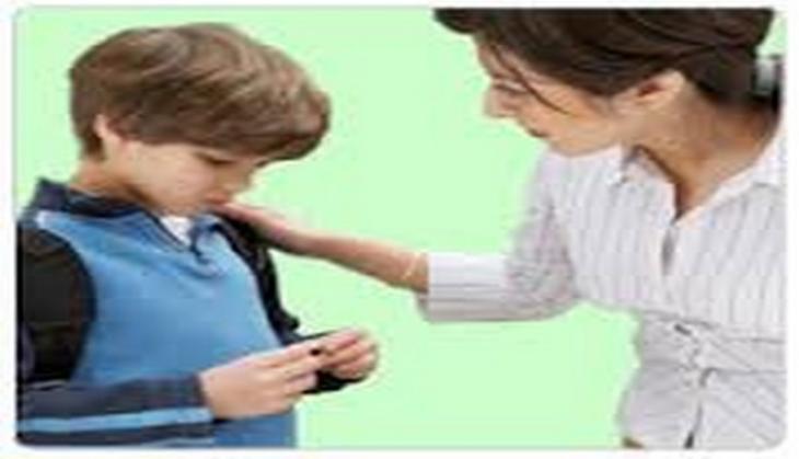Children avoid eye contact when anxious: Study