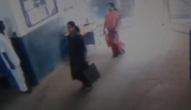 Sasikala jail perk row: Former DIG submits evidence to ACB showing Sasikala entering jail in civilian attire