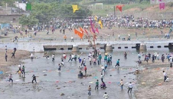 Stone Pelting