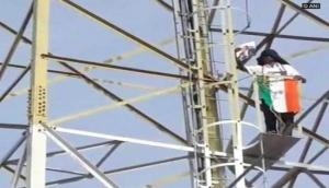 Rajiv Gandhi assassin: Congress worker climbs up tower to protest against parole granted  to AG Perarivalan   