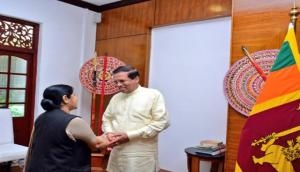 Sushma discusses bilateral and regional cooperation with Sri Lankan President