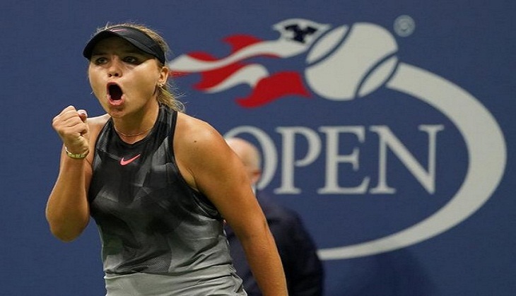 Sharapova rolls into US Open pre-quarters