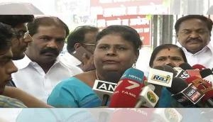 AIADMK power struggle: Dinakaran faction move Madras HC, meets EC officials