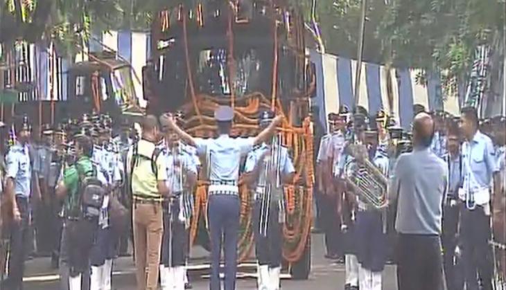 Funeral procession of MIAF Arjan Singh begins