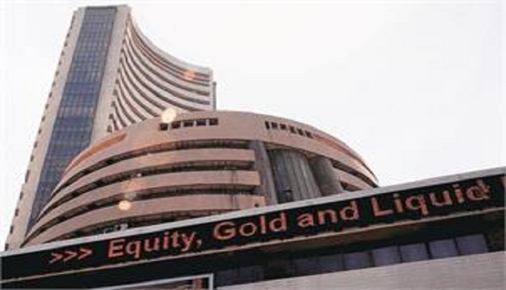 Sensex gains 93 pts in early trade; RIL, ITC gain