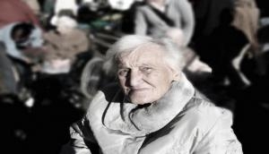 World Alzheimer's Day: Alzheimer's burden on women
