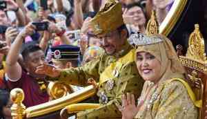 Brunei Sultan Hassanal Bolkiah celebrates 50 years of power with a golden chariot procession