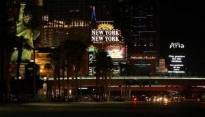 Las Vegas gunman shot security guard before mass shooting