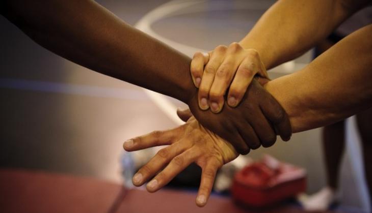 Shocking! Couple assaults maid, force her to eat vomit in Singapore; threaten to kill
