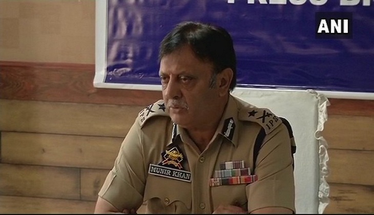 Pulwama Encounter: Clash between security forces, protesters, telecom companies instructed to reduce data services to 2G