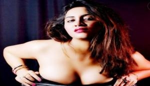 Bigg Boss 11 contestant Arshi Khan's most scandalous photos, videos goes viral on internet