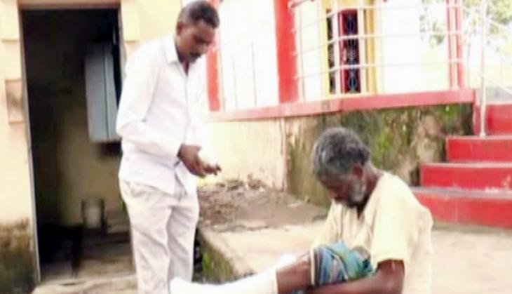 This auto-rickshaw driver helps leprosy patients lead a dignified life
