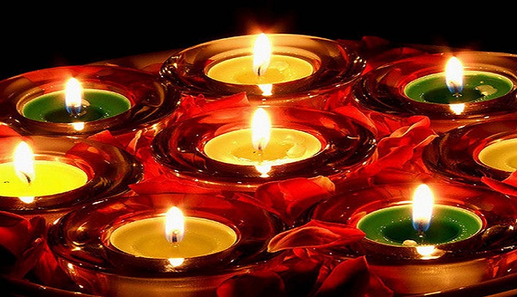 City-trotting on Diwali: One of the things you surely mustn't miss!