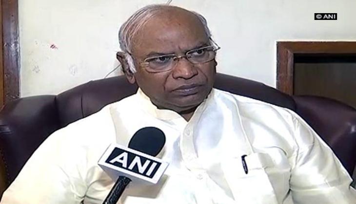 Opposition leader Mallikarjun Kharge condoles Ananth Kumar's death