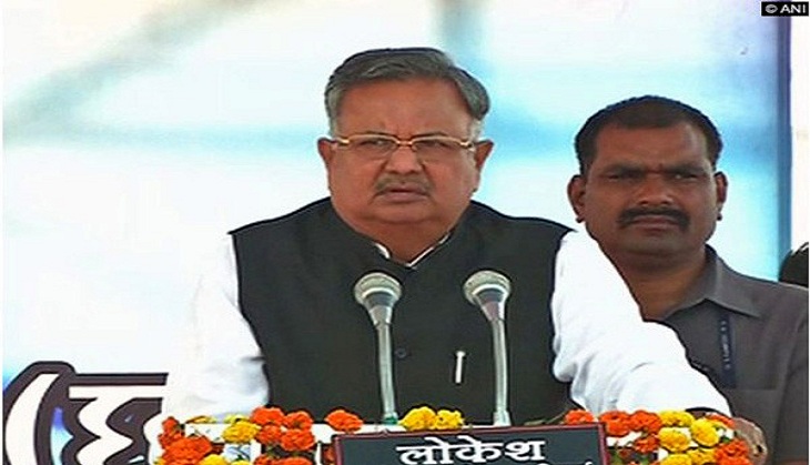 Chhattisgarh Chief Minister Raman Singh meets kin of slain jawans