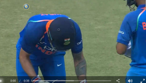 OMG! Indian skipper Virat Kohli bows down in front of this player on field, watch video 