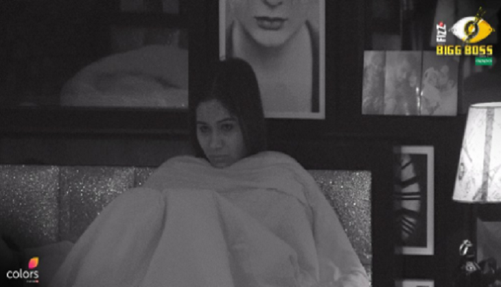 Bigg Boss 11: Mehjabee acts like she's possessed and Hina Khan fights with Bandgi Kalra; 5 Catch points of last night's episode