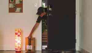 Amazon Key: The e-commerce giants newest service will let couriers open front doors