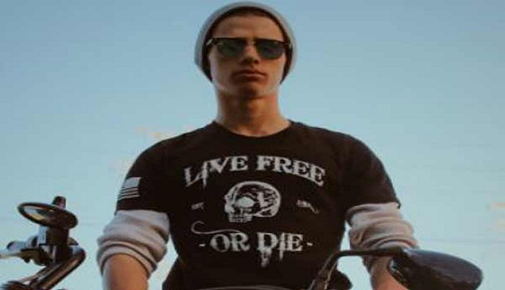 '13 reasons why' star Uriah Shelton slapped with restraining order