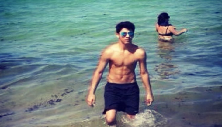 After Suhana, SRK's elder son Aryan Khan's picture goes viral posing with a 'mystery girl'